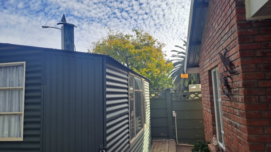 2 Bedroom Property for Sale in Fleurdal Free State